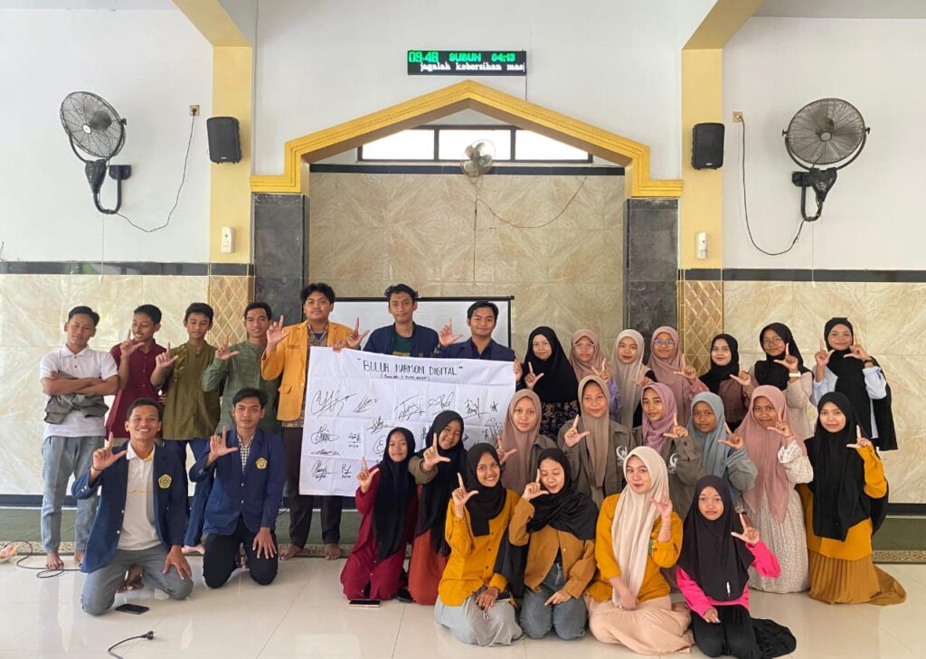 Penyuluhan Buluh Harmoni Digital Bersama Mahasiswa PGSD UTM
